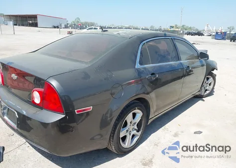 2010 Chevrolet Malibu Ls z USA, uszkodzony, nr VIN 1G1ZB5EB9AF214128